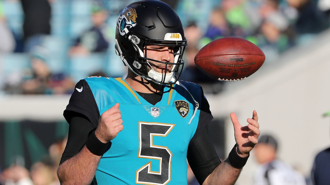 JACKSONVILLE, FL - DECEMBER 10: Blake Bortles #5 of the Jacksonville Jaguars warms up on the field prior to the start of their game against the Seattle Seahawks at EverBank Field on December 10, 2017 in Jacksonville, Florida. (Photo by Sam Greenwood/Getty Images)