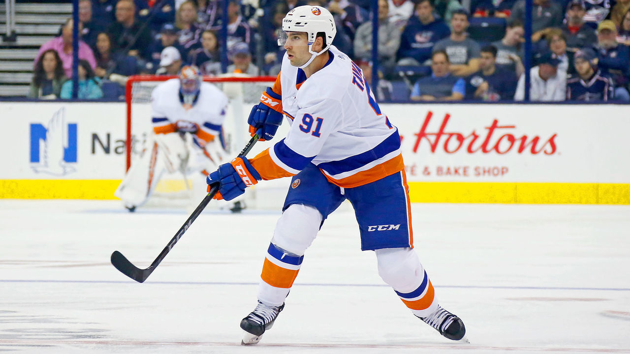 COLUMBUS, OH - OCTOBER 6: John Tavares #91 of the New York Islanders controls the puck during the game against the Columbus Blue Jackets on October 6, 2017 at Nationwide Arena in Columbus, Ohio.