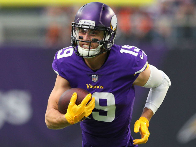MINNEAPOLIS, MN - DECEMBER 17: Adam Thielen #19 of the Minnesota Vikings runs with the ball after catching a pass in the first quarter of the game against the Cincinnati Bengals on December 17, 2017 at U.S. Bank Stadium in Minneapolis, Minnesota.