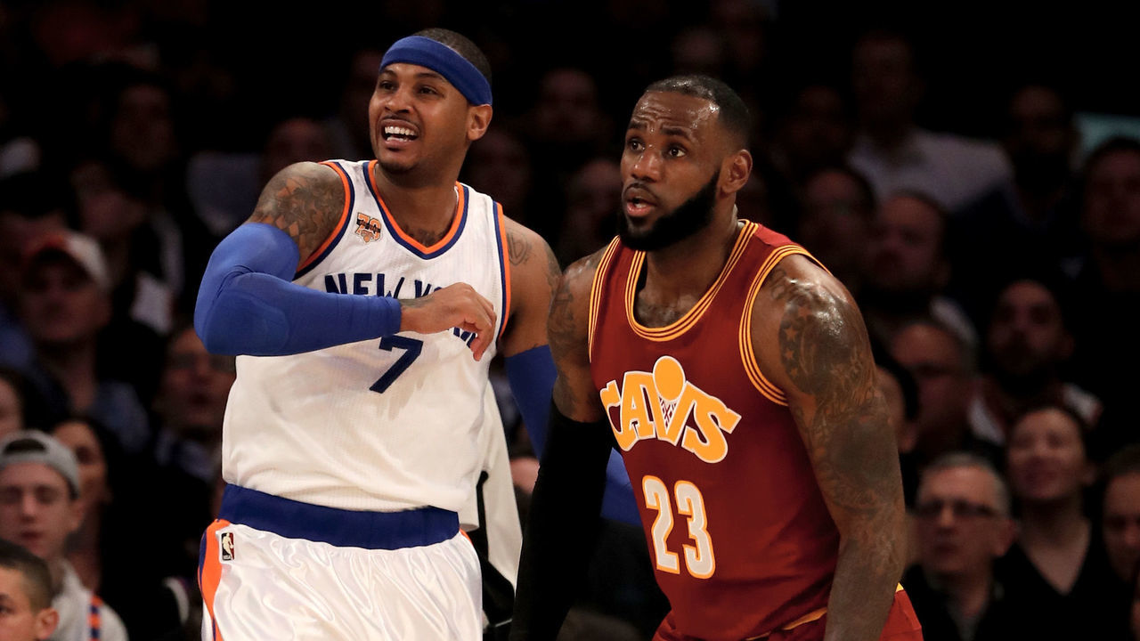 NEW YORK, NY - DECEMBER 07: Carmelo Anthony #7 of the New York Knicks and LeBron James #23 of the Cleveland Cavaliers fight for position in the first quarter at Madison Square Garden on December 7, 2016 in New York City.