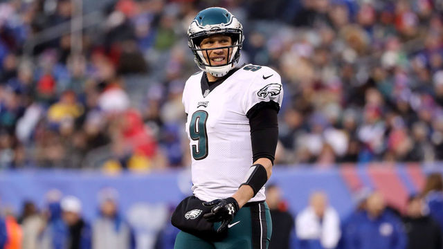 EAST RUTHERFORD, NJ - DECEMBER 17: Nick Foles #9 of the Philadelphia Eagles looks on against the New York Giants in the game at MetLife Stadium on December 17, 2017 in East Rutherford, New Jersey.