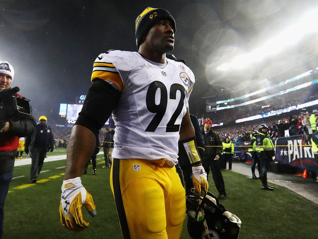 FOXBORO, MA - JANUARY 22: James Harrison #92 of the Pittsburgh Steelers walks off the field after the New England Patriots defeated the Pittsburgh Steelers 36-17 to win the AFC Championship Game at Gillette Stadium on January 22, 2017 in Foxboro, Massachusetts.