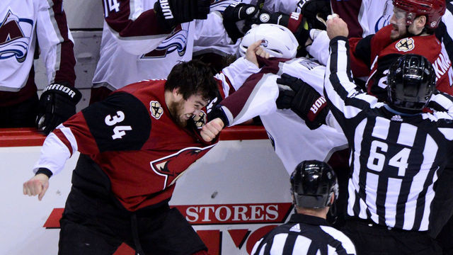 Watch: Coyotes' Rinaldo gets match penalty for punching Avs' Girard