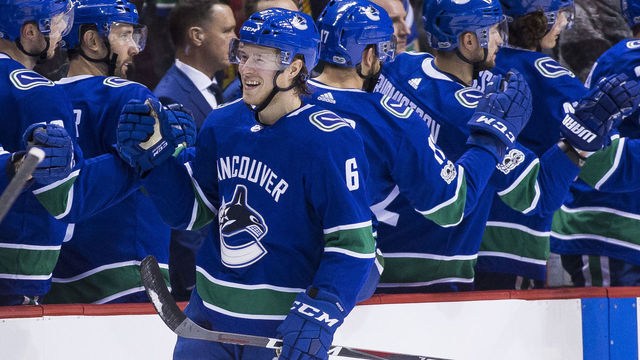 Boeser becomes fastest to score 25 career goals in Canucks history