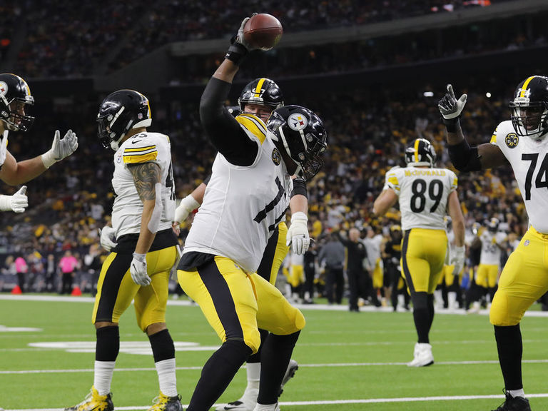 Steelers Clinch 1st round Bye With Christmas Day Win Over Texans steelers-clinch-1st-round-bye-with-christmas-day-win-over-texans