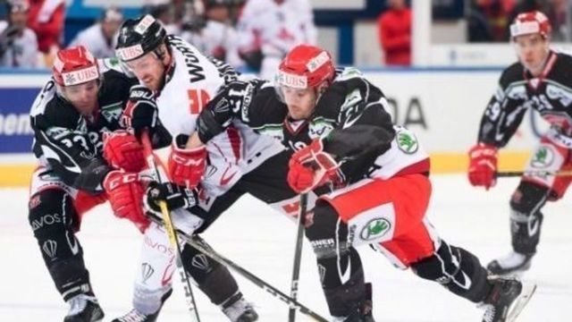 Canada downs Mountfield HK in Spengler Cup opener