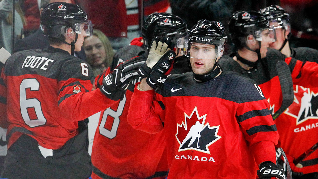 BUFFALO, NY - DECEMBER 27:Jonah Gadjovich #11 of Canada gets congratulations from the bench after scoring a goal during the second period of play in the IIHF World Junior Championships at the KeyBank Center on December 27, 2017 in Buffalo, New York.