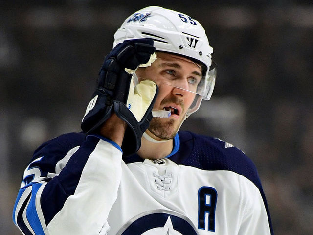 LOS ANGELES, CA - NOVEMBER 22: Mark Scheifele #55 of the Winnipeg Jets reacts at the stop of play against the Los Angeles Kings at Staples Center on November 22, 2017 in Los Angeles, California.