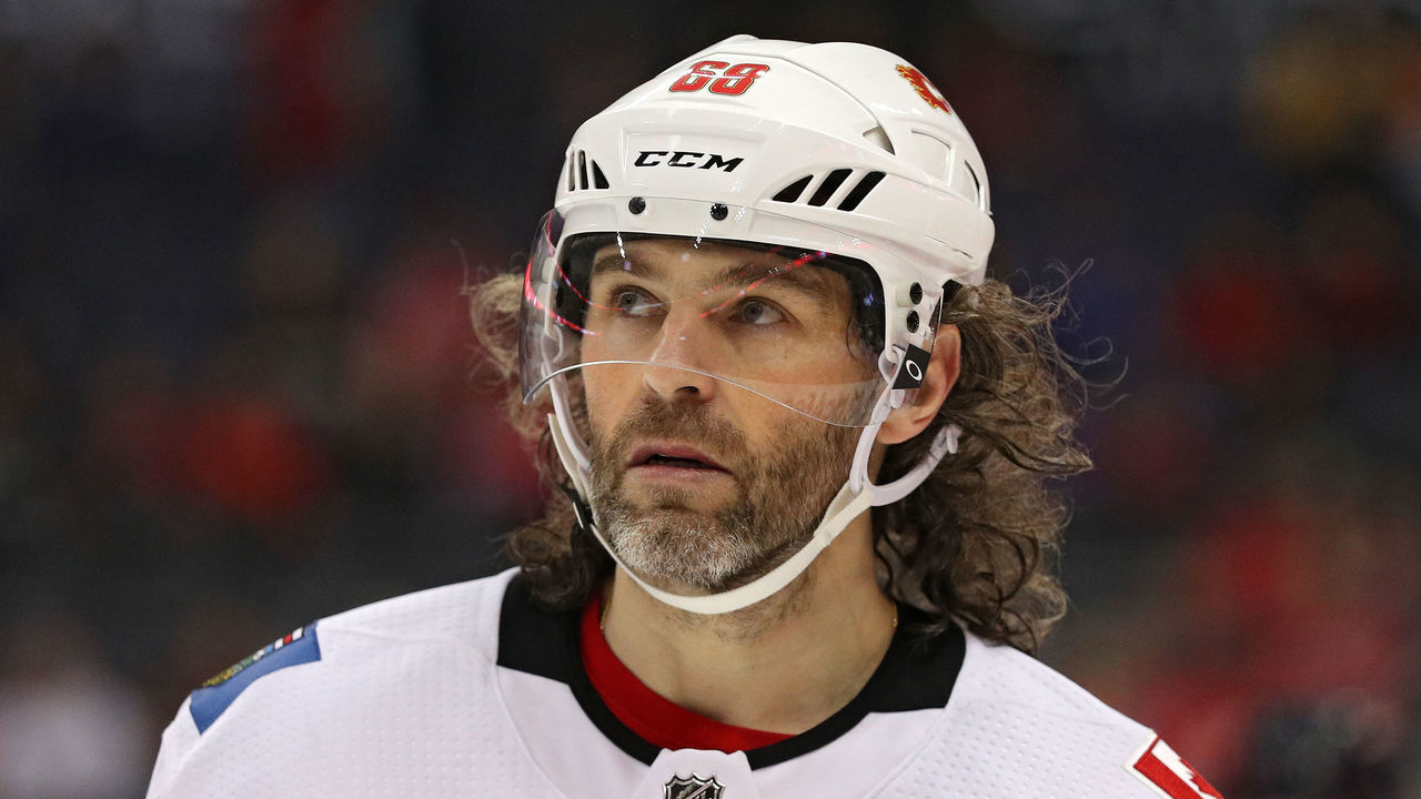 WASHINGTON, DC - NOVEMBER 20: Jaromir Jagr #68 of the Calgary Flames looks on against the Washington Capitals during the third period at Capital One Arena on November 20, 2017 in Washington, DC.