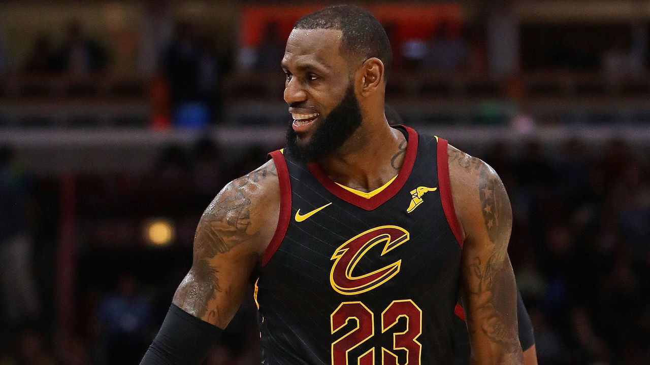 CHICAGO, IL - DECEMBER 04: LeBron James #23 of the Cleveland Cavaliers smiles at the bench against the Chicago Bulls at the United Center on December 4, 2017 in Chicago, Illinois. The Cavaliers defeated the Bulls 113-91.
