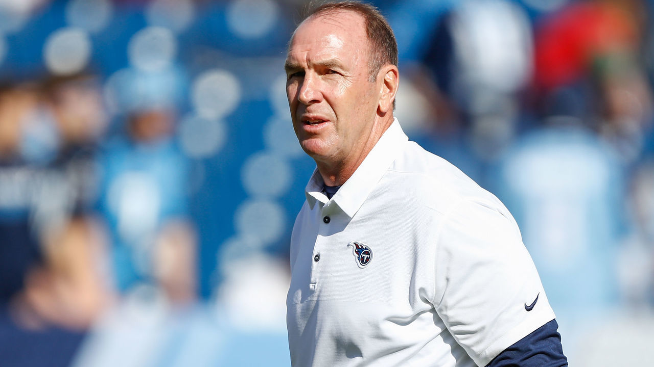 NASHVILLE, TN - DECEMBER 03: Head coach Mike Mularkey of the Tennessee Titans looks on prior to the game against the Houston Texans at Nissan Stadium on December 3, 2017 in Nashville, Tennessee.