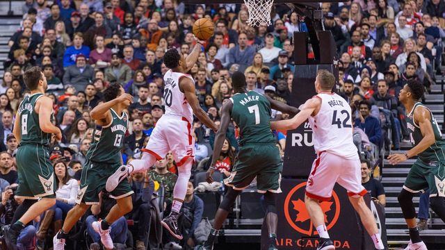 DeRozan drops franchise-best 52 points in OT victory over Bucks