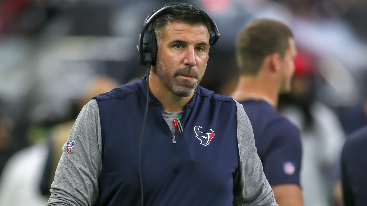 HOUSTON, TX - DECEMBER 25: Houston Texans defensive coordinator Mike Vrabel walks along the sidelines before the game between the Pittsburgh Steelers and Houston Texans on December 25, 2017 at NRG Stadium at Houston, Texas.