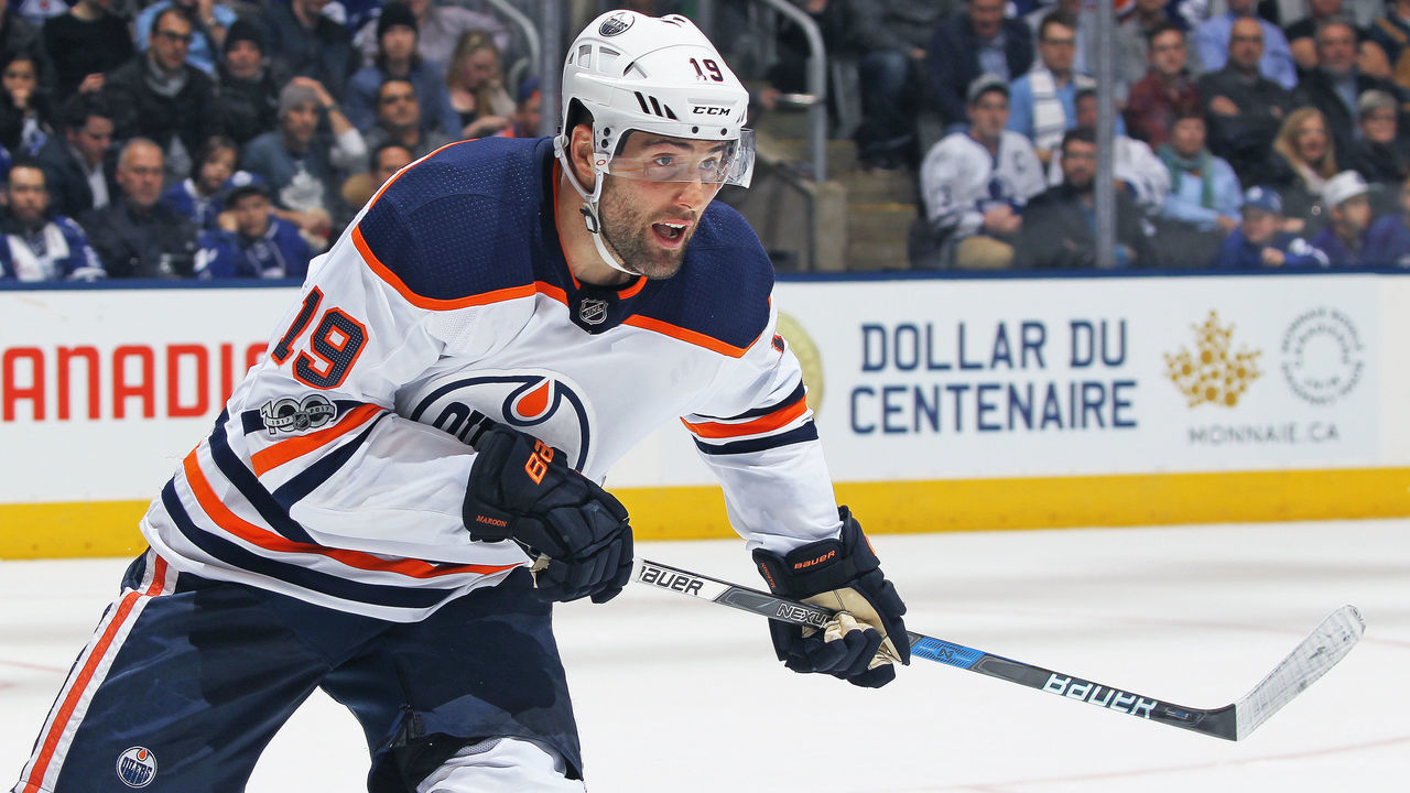 TORONTO, ON - DECEMBER 10: Patrick Maroon #19 of the Edmonton Oilers skates against the Toronto Maple Leafs during an NHL game at the Air Canada Centre on December 10, 2017 in Toronto, Ontario, Canada. The Maple Leafs defeated the Oilers 1-0.