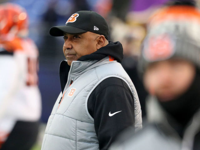 BALTIMORE, MD - DECEMBER 31: Head coach Marvin Lewis of the Cincinnati Bengals looks on against the Baltimore Ravens at M&T Bank Stadium on December 31, 2017 in Baltimore, Maryland.