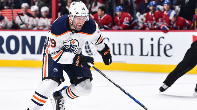MONTREAL, QC - DECEMBER 09: Patrick Maroon #19 of the Edmonton Oilers skates against the Montreal Canadiens during the NHL game at the Bell Centre on December 9, 2017 in Montreal, Quebec, Canada. The Edmonton Oilers defeated the Montreal Canadiens 6-2.