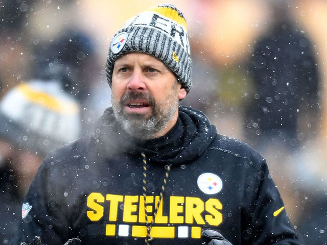 PITTSBURGH, PA - DECEMBER 31: Pittsburgh Steelers offensive coordinator Todd Haley on the field during warmups before the game against the Cleveland Browns at Heinz Field on December 31, 2017 in Pittsburgh, Pennsylvania.