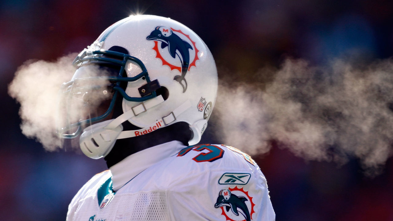 KANSAS CITY, MO - DECEMBER 21: Running back Ricky Williams #34 of the Miami Dolphins exhales during the game against the Kansas City Chiefs on December 21, 2008 at Arrowhead Stadium in Kansas City, Missouri.