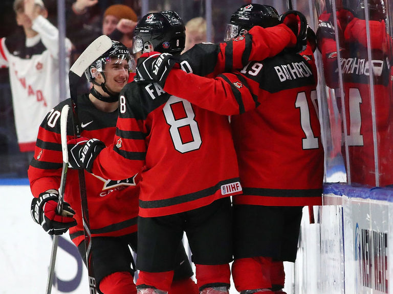 Late Goal Lifts Canada Over Sweden In Gold Medal Game 