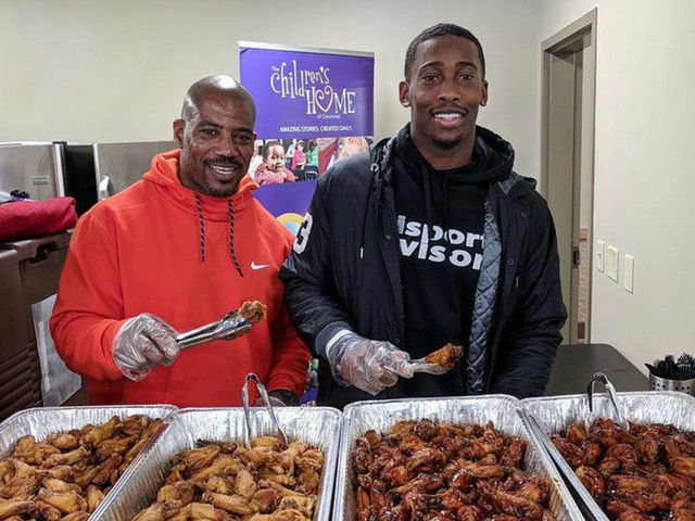 Bengals deliver Bills' 'thank you' chicken wings to Autism High School