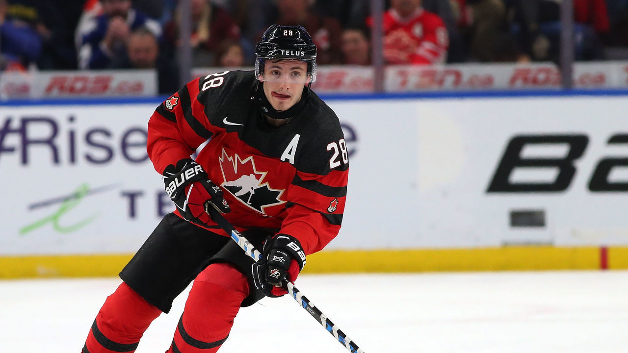 BUFFALO, NY - JANUARY 4: Victor Mete #28 of Canada during the IIHF World Junior Championship against Czech Republic at KeyBank Center on January 4, 2018 in Buffalo, New York. Canada beat the Czech Republic 7-2.