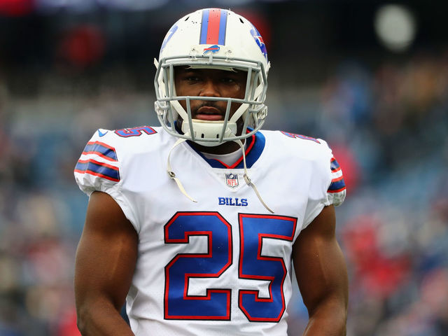 FOXBORO, MA - DECEMBER 24: LeSean McCoy #25 of the Buffalo Bills warms up before the game against the New England Patriots at Gillette Stadium on December 24, 2017 in Foxboro, Massachusetts.