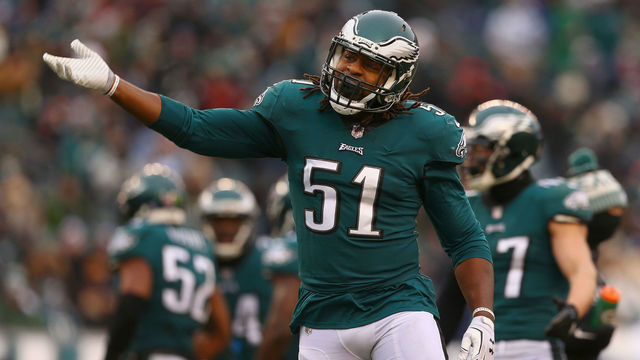 PHILADELPHIA, PA - DECEMBER 31: Defensive end Steven Means #51 of the Philadelphia Eagles reacts against the Dallas Cowboys during the second half of the game at Lincoln Financial Field on December 31, 2017 in Philadelphia, Pennsylvania. The Dallas Cowboys won 6-0.