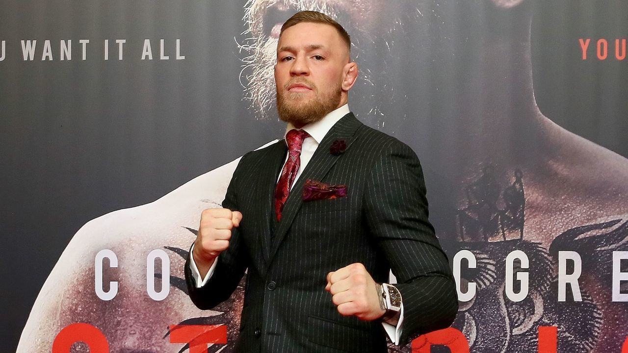 Irish mixed martial arts star Conor McGregor poses upon arrival to attend the world premiere of the documentary film 'Conor McGregor: Notorious' at the Savoy Cinema in Dublin, Ireland on November 1, 2017. / AFP PHOTO / Paul FAITH