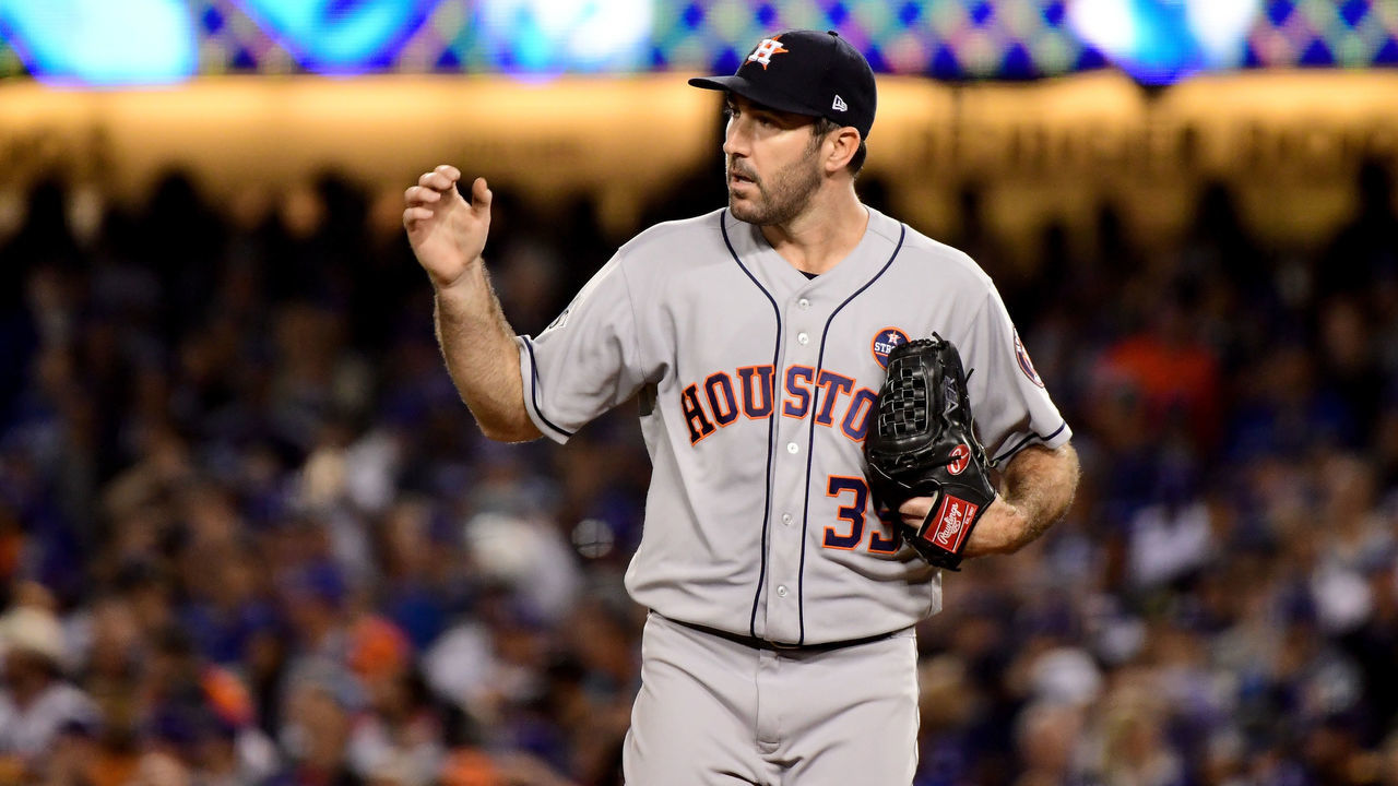 LOS ANGELES, CA - OCTOBER 31: Justin Verlander #35 of the Houston Astros reacts during the sixth inning against the Los Angeles Dodgers in game six of the 2017 World Series at Dodger Stadium on October 31, 2017 in Los Angeles, California.