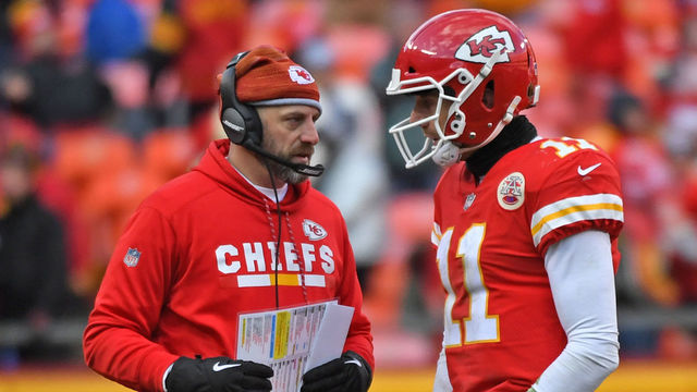 KANSAS CITY, MO - DECEMBER 24: Quarterback Alex Smith #11 of the Kansas City Chiefs talks with co-offensive coordinator Matt Nagy against the Miami Dolphins during the second half of the game at Arrowhead Stadium on December 24, 2017 in Kansas City, Missouri. ( Photo by Peter G. Aiken/Getty Images )