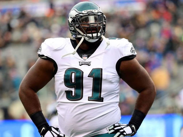 EAST RUTHERFORD, NJ - DECEMBER 17: Fletcher Cox #91 of the Philadelphia Eagles reacts against the New York Giants during the first quarter in the game at MetLife Stadium on December 17, 2017 in East Rutherford, New Jersey.