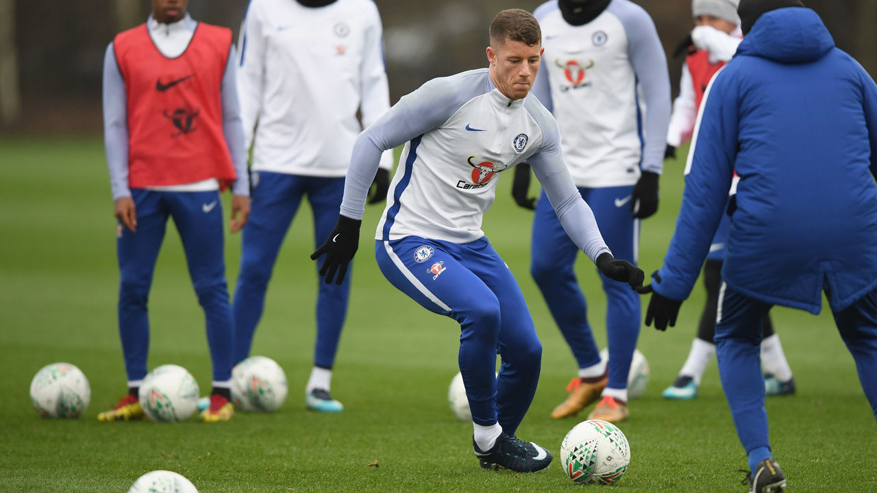 COBHAM, ENGLAND - JANUARY 09: Ross Barkley of Chelsea during a training session at Chelsea Training Ground on January 9, 2018 in Cobham, England.
