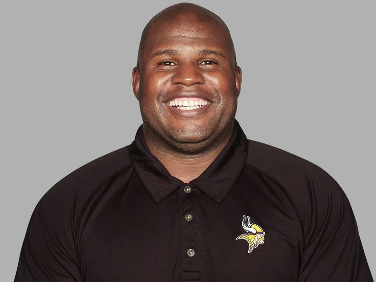 Chiefs Name Eric Bieniemy Offensive Coordinator | TheScore.com