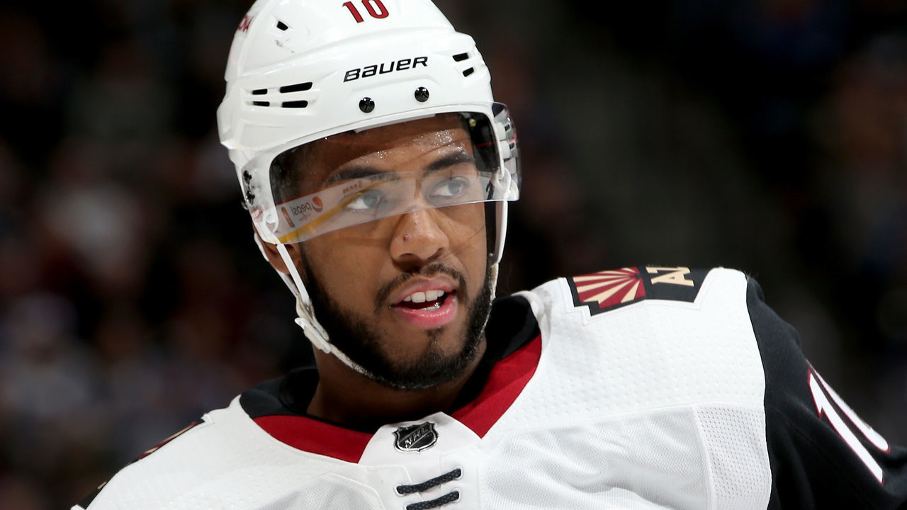 DENVER, CO - DECEMBER 27: Anthony Duclair #10 of the Arizona Coyotes plays the Colorado Avalanche at the Pepsi Center on December 27, 2017 in Denver, Colorado.