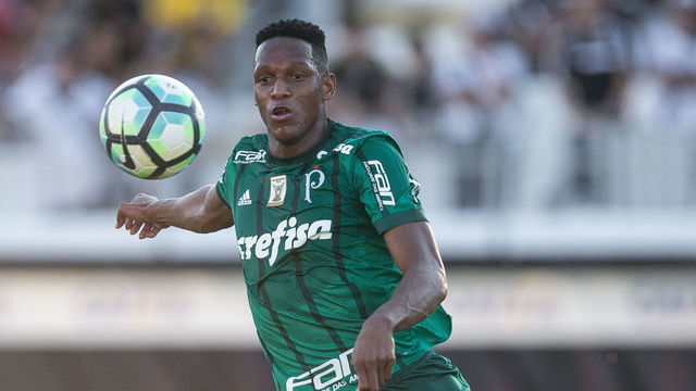 CAMPINAS, BRAZIL - JUNE 25: Yerry Mina #26 of Palmeiras in action during the match between Ponte Preta and Palmeiras as a part of Campeonato Brasileiro 2017 at Moises Lucarelli Stadium on June 25, 2017 in Campinas, Brazil.