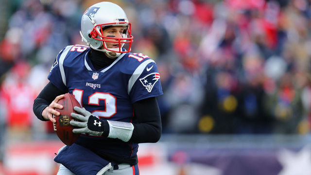 FOXBORO, MA - DECEMBER 31: Tom Brady #12 of the New England Patriots looks to pass during the first half against the New York Jets at Gillette Stadium on December 31, 2017 in Foxboro, Massachusetts.