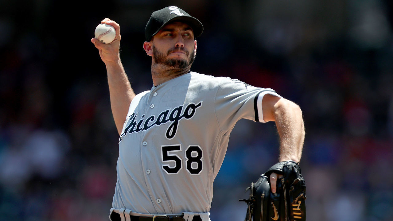 ARLINGTON, TX - AUGUST 20: Miguel Gonzalez #58 of the Chicago White Sox pitches against the Texas Rangers in the bottom of the first inning at Globe Life Park in Arlington on August 20, 2017 in Arlington, Texas.