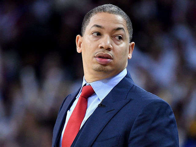 OAKLAND, CA - DECEMBER 25: Head coach Tyronn Lue of the Cleveland Cavaliers looks on during an NBA basketball game against the Golden State Warriors at ORACLE Arena on December 25, 2017 in Oakland, California.