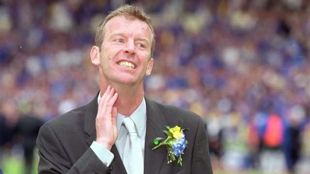 20 May 2000: Graham Rix (coach) of Chelsea after the AXA FA Cup Final 2000 Match against Aston Villa at Wembley Stadium, London, England. Chelsea won 1-0. \ Mandatory Credit: Gary M Prior/Allsport