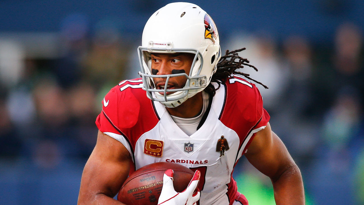 SEATTLE, WA - DECEMBER 31: Wide receiver Larry Fitzgerald #11 of the Arizona Cardinals makes a catch against the Seattle Seahawks in the first quarter at CenturyLink Field on December 31, 2017 in Seattle, Washington.