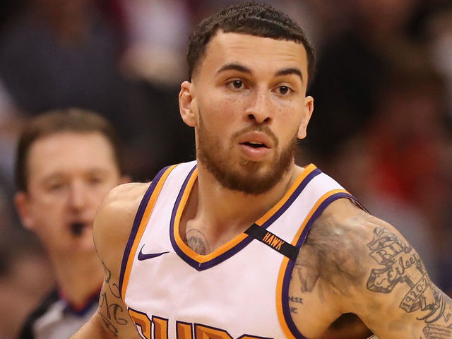 PHOENIX, AZ - NOVEMBER 16: Mike James #55 of the Phoenix Suns handles the ball against the Phoenix Suns during the second half of the NBA game at Talking Stick Resort Arena on November 16, 2017 in Phoenix, Arizona.