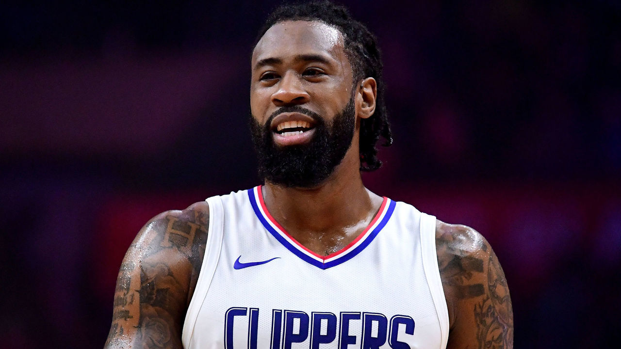LOS ANGELES, CA - DECEMBER 20: DeAndre Jordan #6 of the LA Clippers laughs during 108-95 wi over the Phoenix Suns at Staples Center on December 20, 2017 in Los Angeles, California.