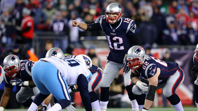 FOXBOROUGH, MA - JANUARY 13: Tom Brady #12 of the New England Patriots reacts at the line of scrimmage in the second quarter of the AFC Divisional Playoff game against the Tennessee Titans at Gillette Stadium on January 13, 2018 in Foxborough, Massachusetts.