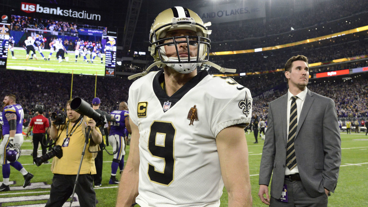MINNEAPOLIS, MN - JANUARY 14: Drew Brees #9 of the New Orleans Saints on the field after the NFC Divisional Playoff game against the Minnesota Vikings on January 14, 2018 at U.S. Bank Stadium in Minneapolis, Minnesota. The Vikings defeated the Saints 24-29.