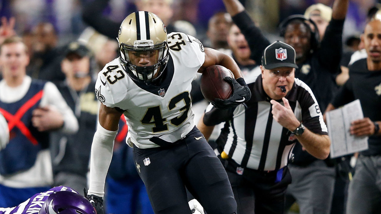 MINNEAPOLIS, MN - JANUARY 14: Marcus Williams #43 of the New Orleans Saints runs with the ball after a interception against the Minnesota Vikings during the second half of the NFC Divisional Playoff game at U.S. Bank Stadium on January 14, 2018 in Minneapolis, Minnesota.