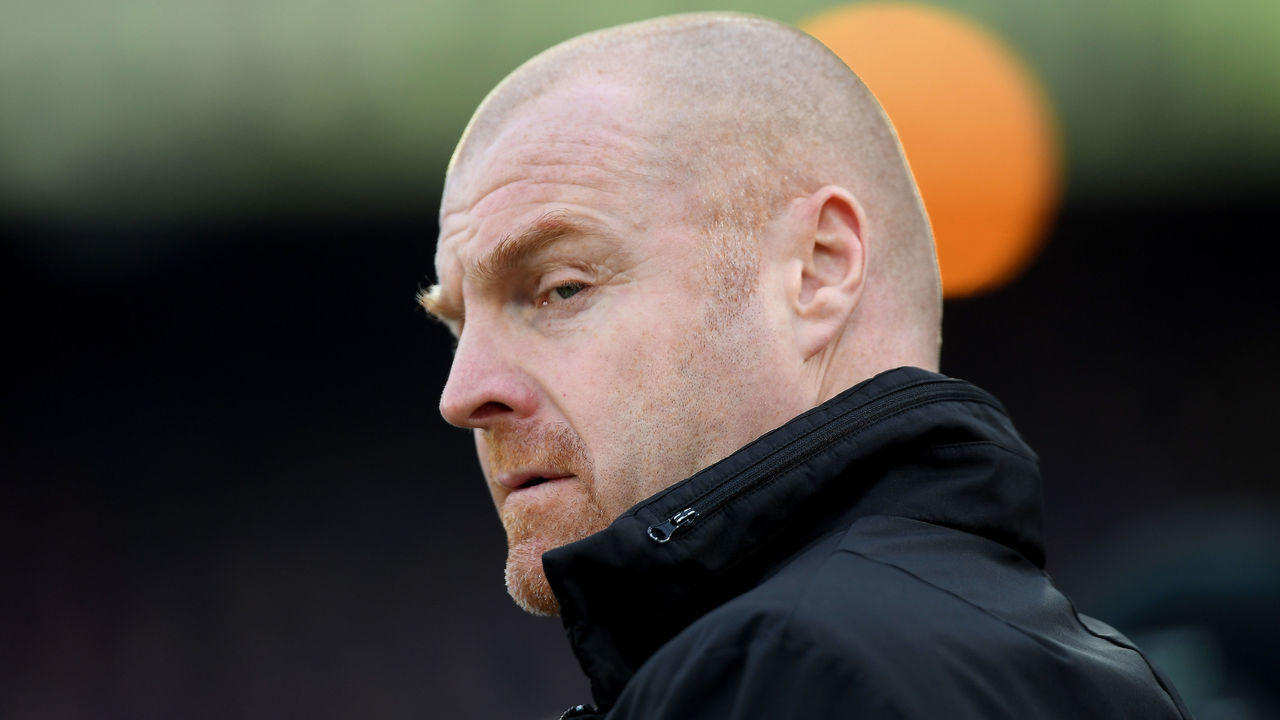 LONDON, ENGLAND - JANUARY 13: Sean Dyche, Manager of Burnley looks on prior to the Premier League match between Crystal Palace and Burnley at Selhurst Park on January 13, 2018 in London, England.