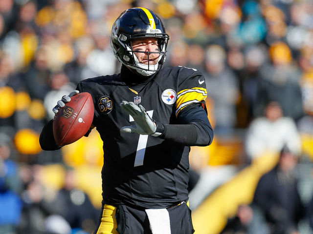 PITTSBURGH, PA - JANUARY 14: Ben Roethlisberger #7 of the Pittsburgh Steelers throws a pass against the Jacksonville Jaguars during the first half of the AFC Divisional Playoff game at Heinz Field on January 14, 2018 in Pittsburgh, Pennsylvania.
