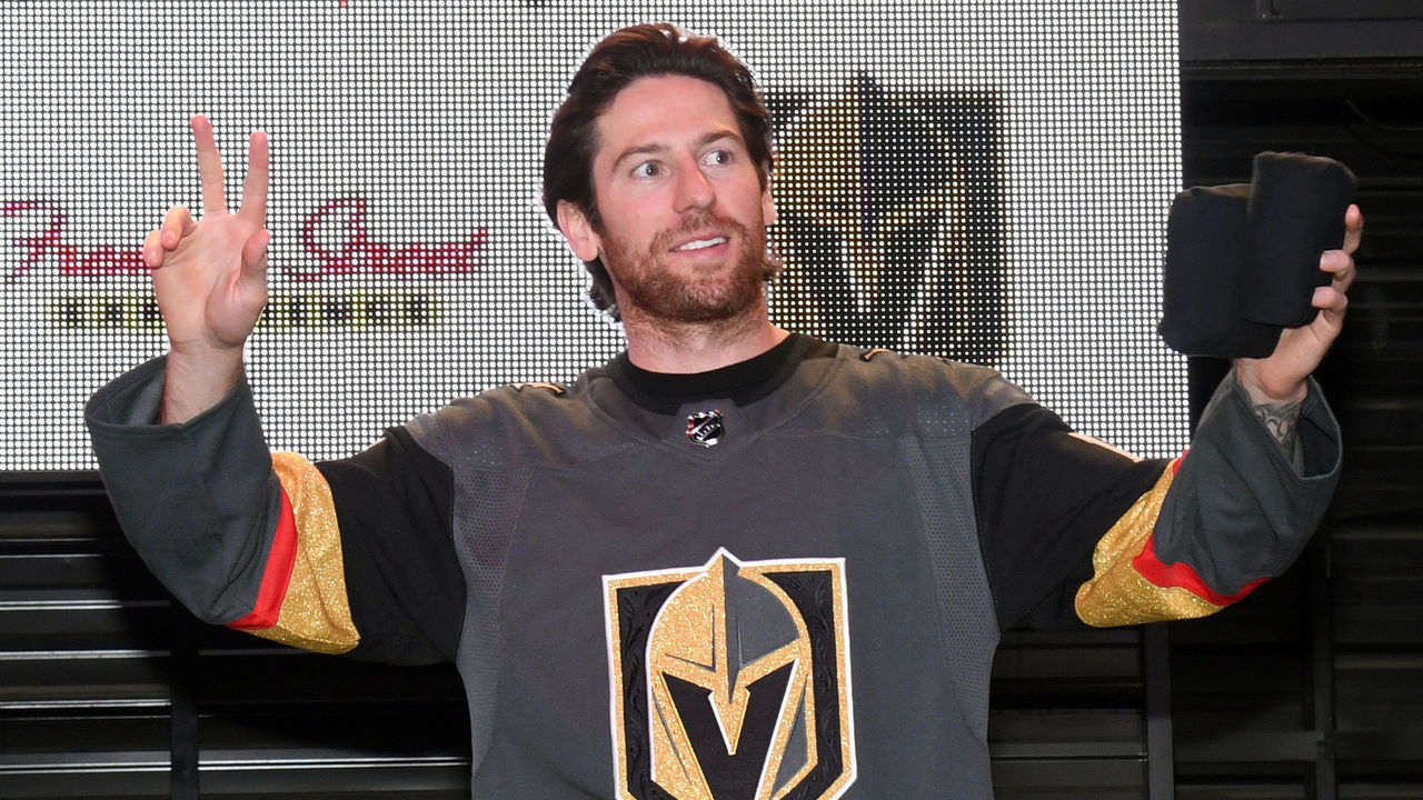 LAS VEGAS, NV - JANUARY 14: James Neal #18 of the Vegas Golden Knights is introduced at the Vegas Golden Knights Fan Fest at the Fremont Street Experience on January 14, 2018 in Las Vegas, Nevada.