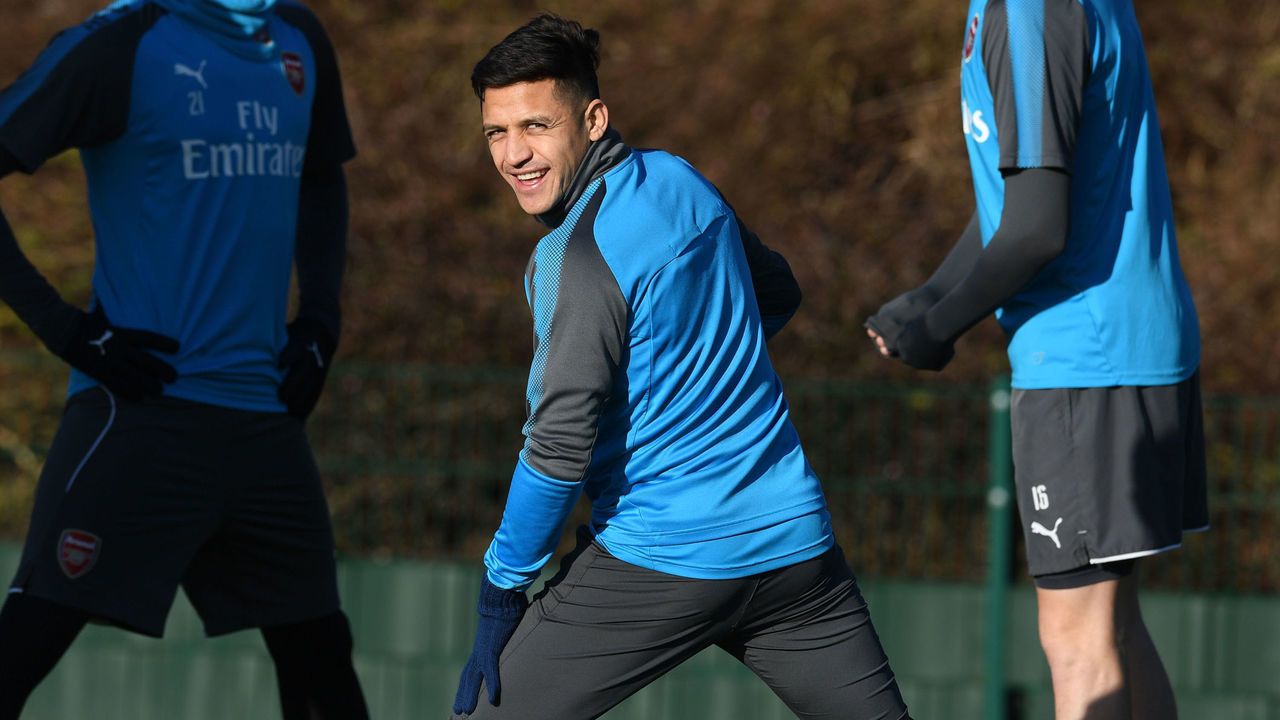ST ALBANS, ENGLAND - JANUARY 19: Alexis Sanchez of Arsenal during a training session at London Colney on January 19, 2018 in St Albans, England.