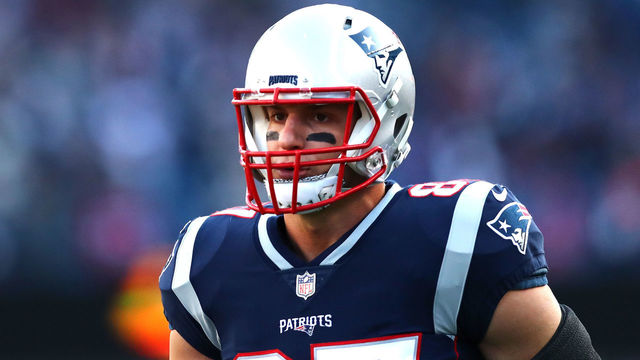 FOXBOROUGH, MA - JANUARY 21: Rob Gronkowski #87 of the New England Patriots wamrs up before the AFC Championship Game against the Jacksonville Jaguars at Gillette Stadium on January 21, 2018 in Foxborough, Massachusetts.
